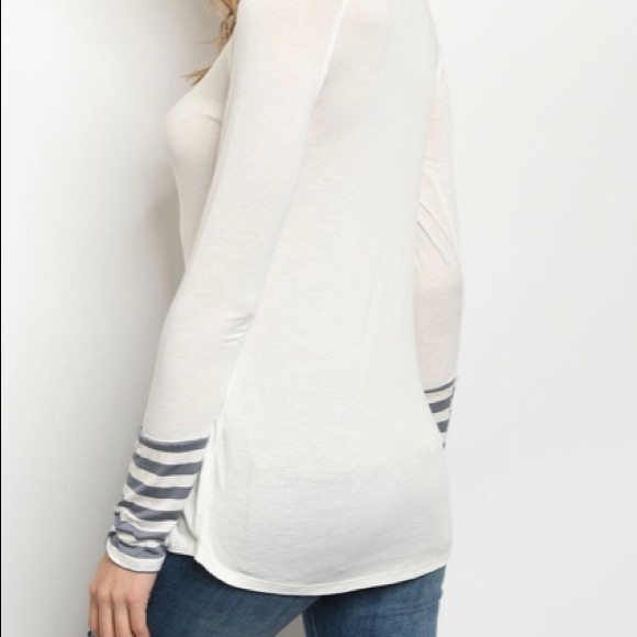 Ivory Indigo Striped Top - Picture 2 of 2
